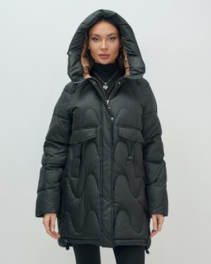 Куртка зимняя женская с капюшоном модная черного цвета 7653Ch