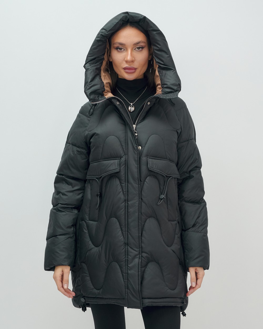 Куртка зимняя женская с капюшоном модная черного цвета 7653Ch