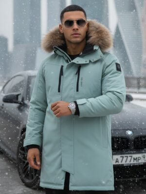 Парка зимняя мужская с капюшоном и мехом енот зеленого цвета 9537-1Z