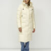 Пальто утепленное стеганное зимнее с капюшоном женское светло-бежевого цвета 9636_1SB
