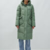 Пальто утепленное стеганное зимнее с капюшоном женское зеленого цвета 9639Z